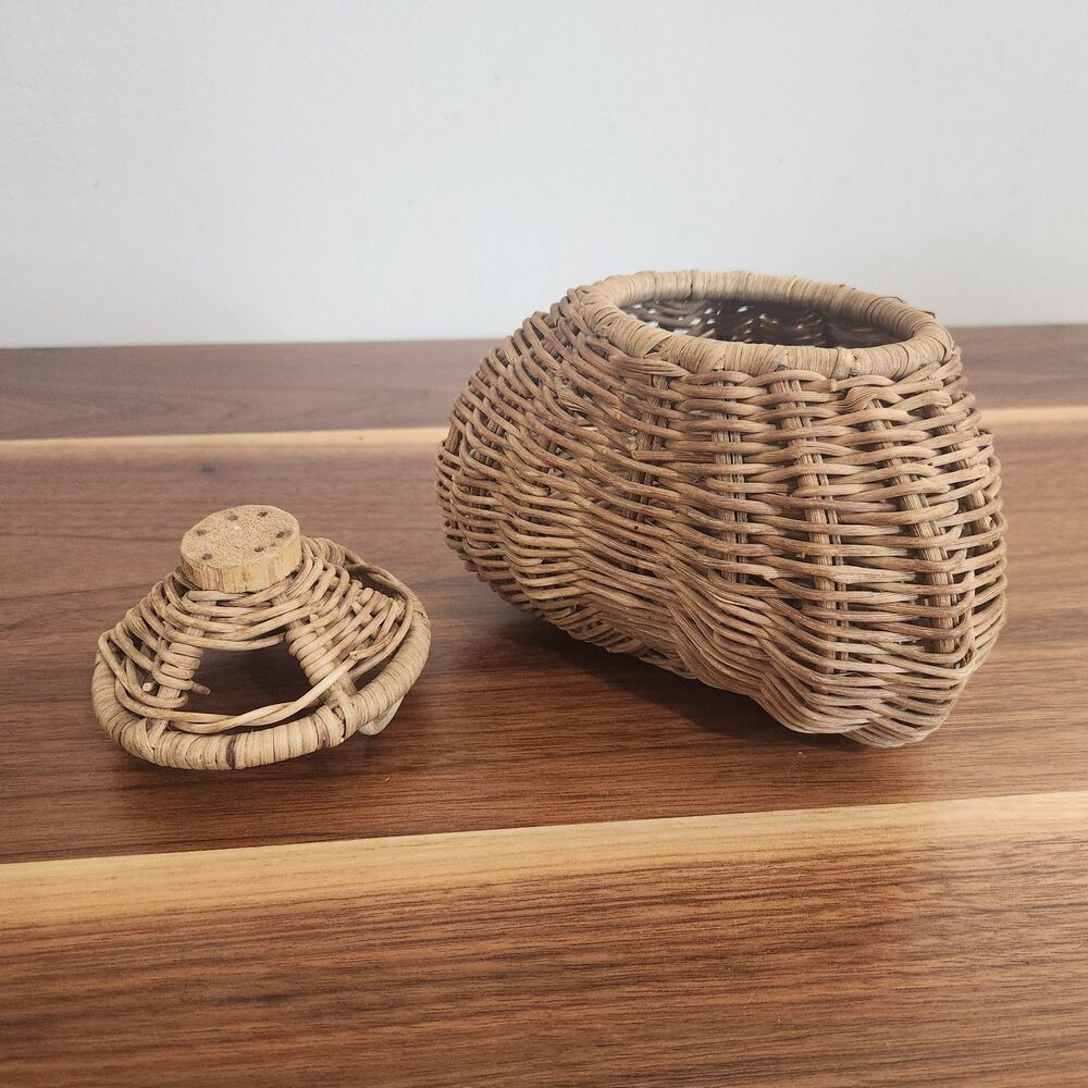 Antique Primitive Buttock Basket With Lid Snake Charmer Fisherman Garlic Vintage - Picture 5 of 14